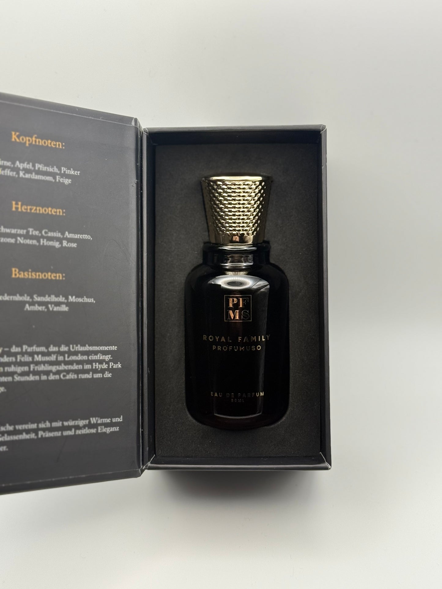 Profumuso Royal Family